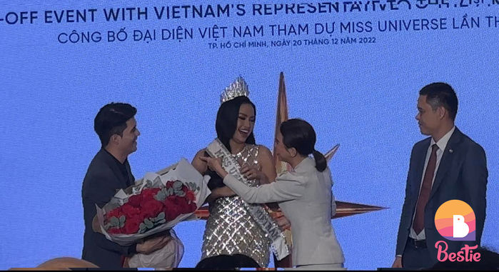 Ngọc Châu nhận sash thi Miss Universe 2022, công bố trang phục dân tộc