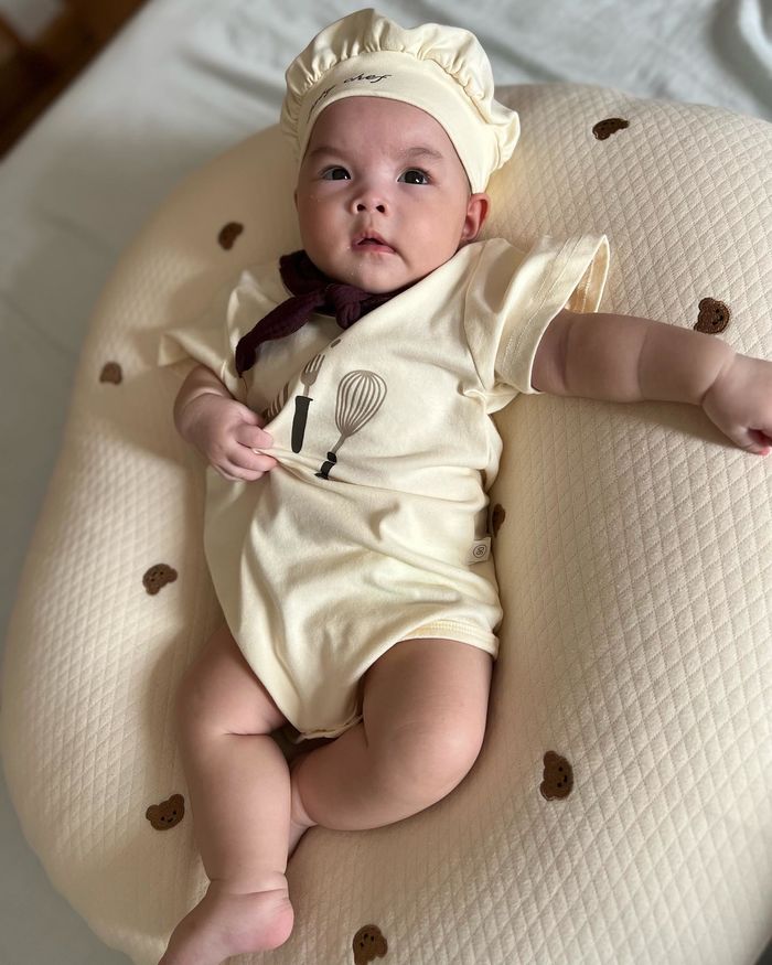 Phạm Quỳnh Anh khoe ái nữ tròn 5 tháng: Thổ lộ lời ngọt ngào với con