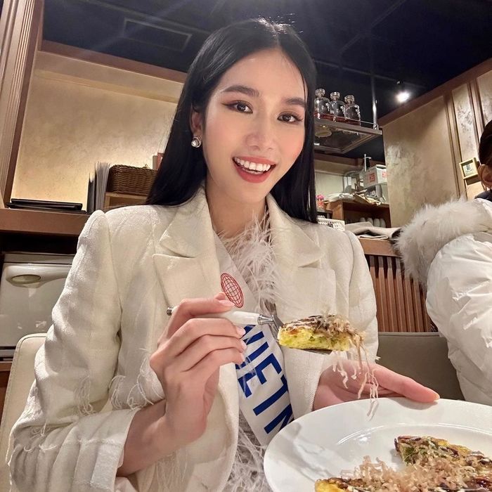 Phương Anh chiếm spotlight sóng truyền hình bằng màn nói tiếng Nhật