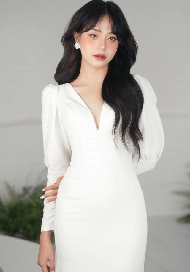 Profile đỉnh của Tân Hoa hậu Việt Nam: Thành tích thi thố dài như sớ