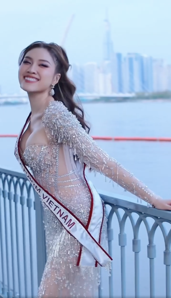 Thanh Thanh Huyền học thêm tiếng Tây Ban Nha khi thi Miss Charm 2023