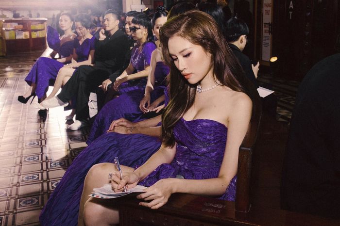Thanh Thanh Huyền học thêm tiếng Tây Ban Nha khi thi Miss Charm 2023