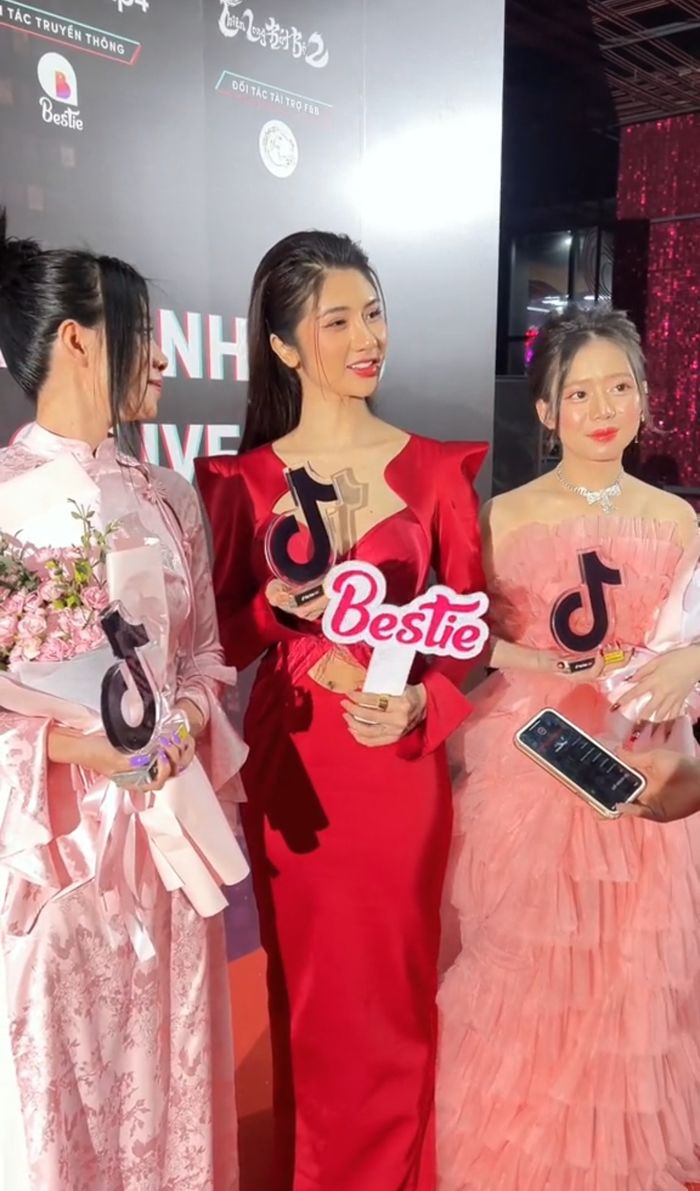 TikTok LIVE 2022 - Annual Rising Star: Vinh danh các TikToker nổi bật