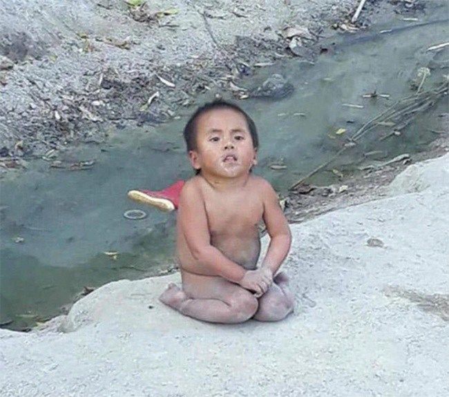 Sau 5 năm, “Em bé Mường Lát” giờ đã lớn phổng, thần thái tự tin