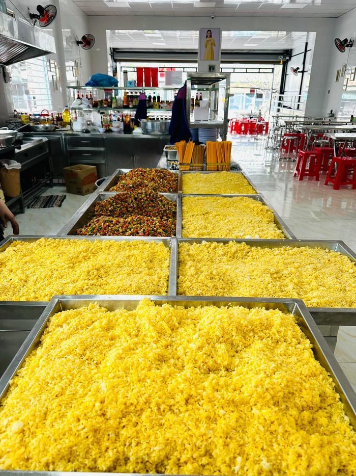 Vợ chồng bác sĩ vay vốn ngân hàng để xây nhà lưu trú 0 đồng