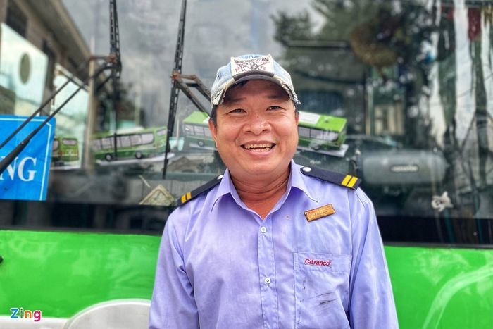Xóm đạo lớn nhất TP.HCM ngập tràn không khí Giáng sinh