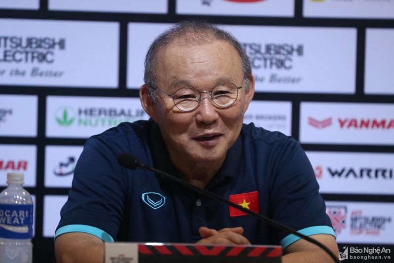 Huấn luyện viên Park Hang-seo: ‘Tôi xin lỗi người hâm mộ Việt Nam’ ảnh 1