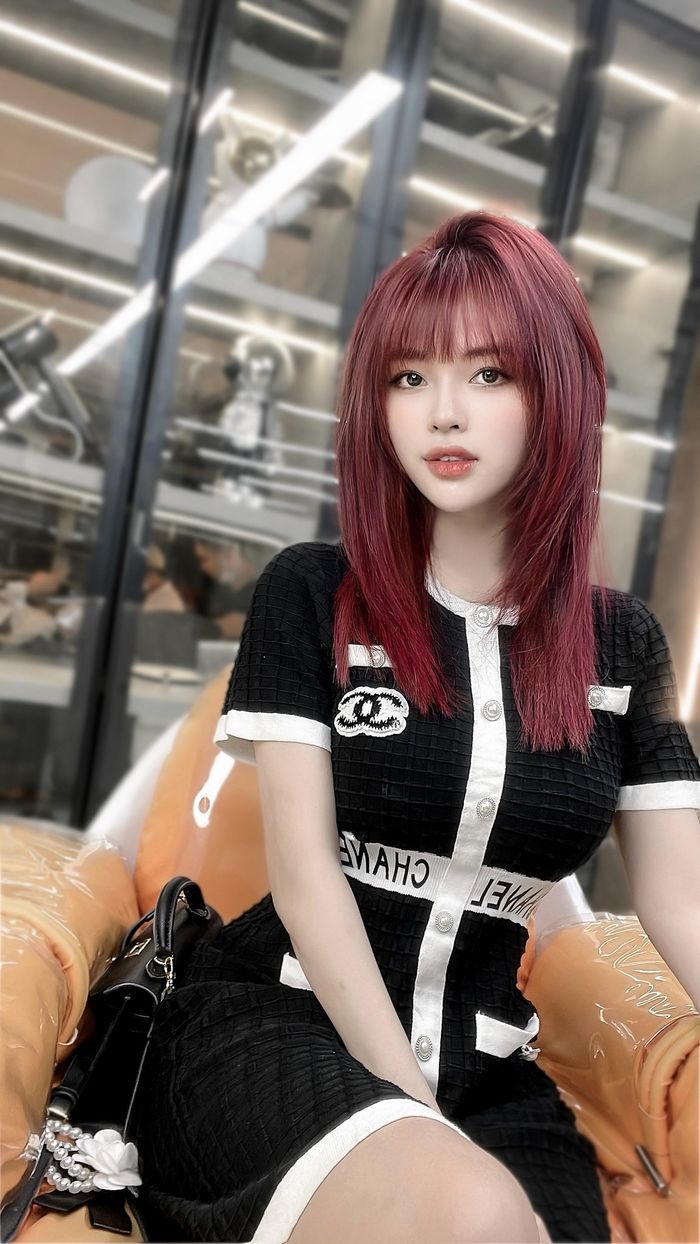 Anh Tuấn Phố Trong Làng và vợ vào Nam ghi hình: Lúc nào cũng có nhau