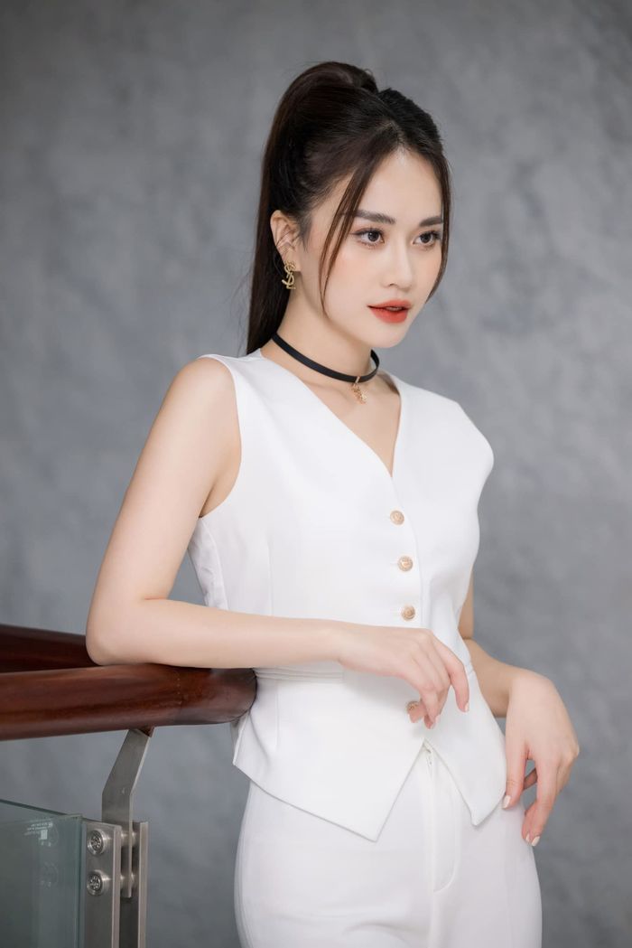 Vào vai tiểu tam, MC Mai Phương bị vào trang cá nhân trút giận