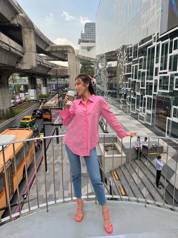 Ảnh hot sao Việt 12/1: Hương Giang phủ nhận tin yêu trai Hàn
