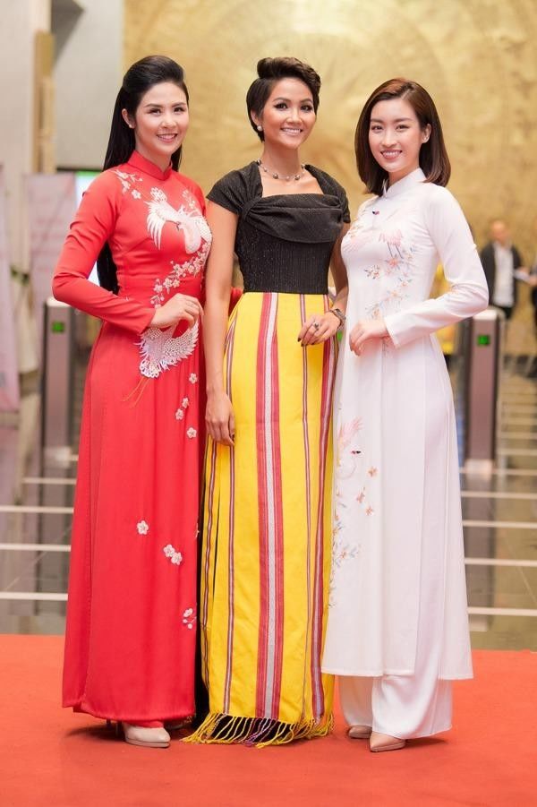 Hoa hậu Bảo Ngọc nói về tin đồn đấu đá trong giới sắc đẹp