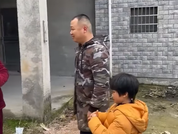 Cô gái kết hôn để đẹp lòng bố mẹ, ngày cưới ngậm ngùi gạt nước mắt