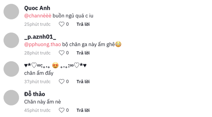 Cô nàng gây sốt khi khoe chiếc chăn sặc mùi tiền