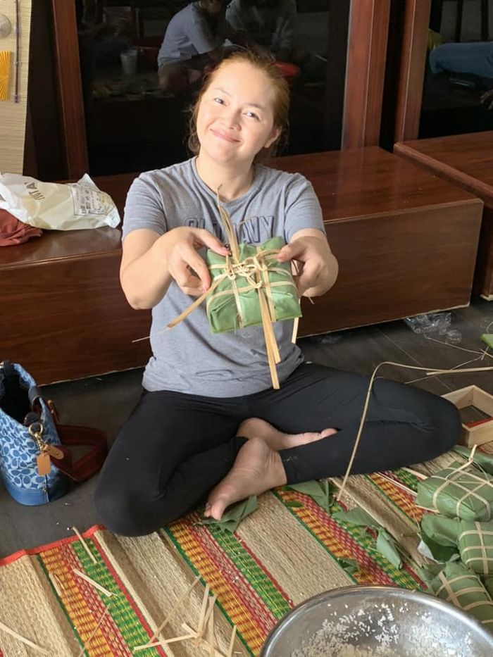 Diễm Châu một mình chăm 5 con, Tết cân luôn khoản gói bánh chưng