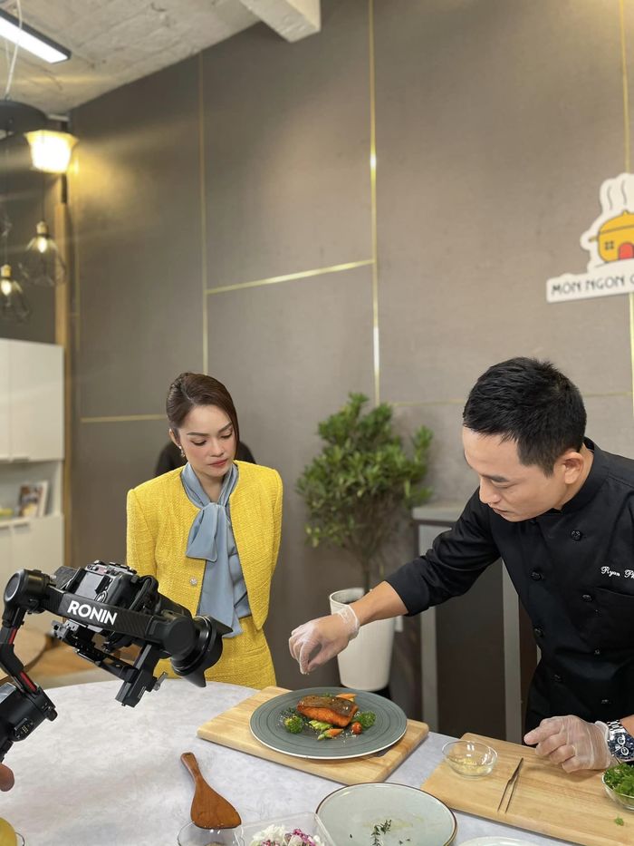 Diễn viên Dương Cẩm Lynh phủ nhận thông tin quỵt nợ