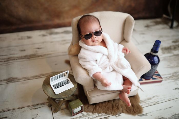 Diễn viên Mạnh Trường khoe cận diện mạo con trai cưng