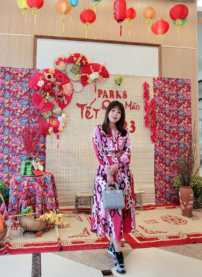 Diễn viên Mạnh Trường khoe cận diện mạo con trai cưng