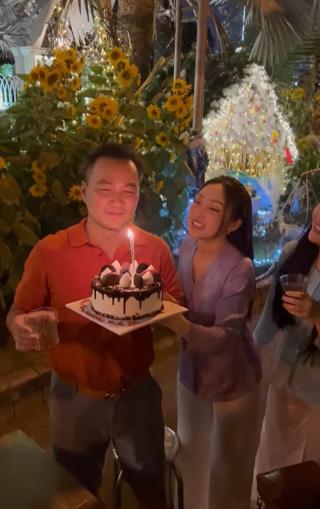Gia đình Bảo Thy, Bình Minh tổ chức sinh nhật tuổi 50 sớm cho Chi Bảo
