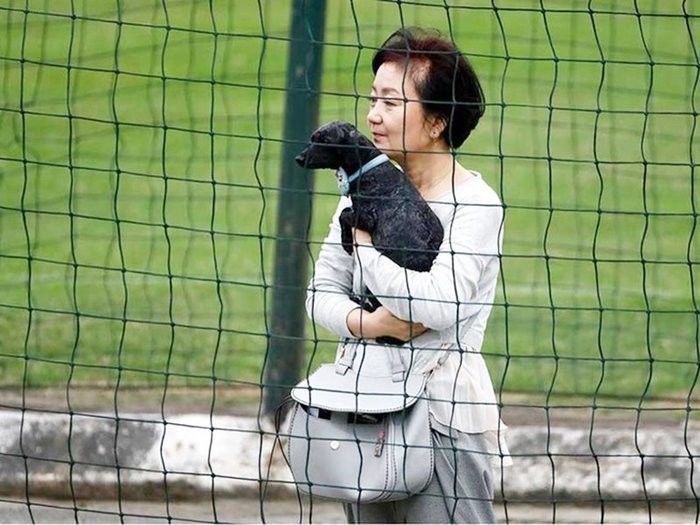 HLV Park Hang-seo trở về với vòng tay của vợ sau lời chia tay Việt Nam