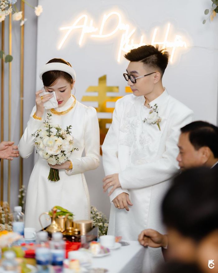 Huyền 2k4 và Bụt khoe ảnh cưới: Linh Ngọc Đàm có phản ứng bất ngờ