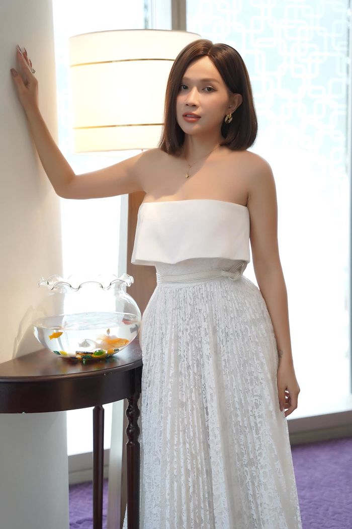 Khả Như: Sao nữ Đinh Mão thành công trong sự nghiệp, gia tài kếch xù