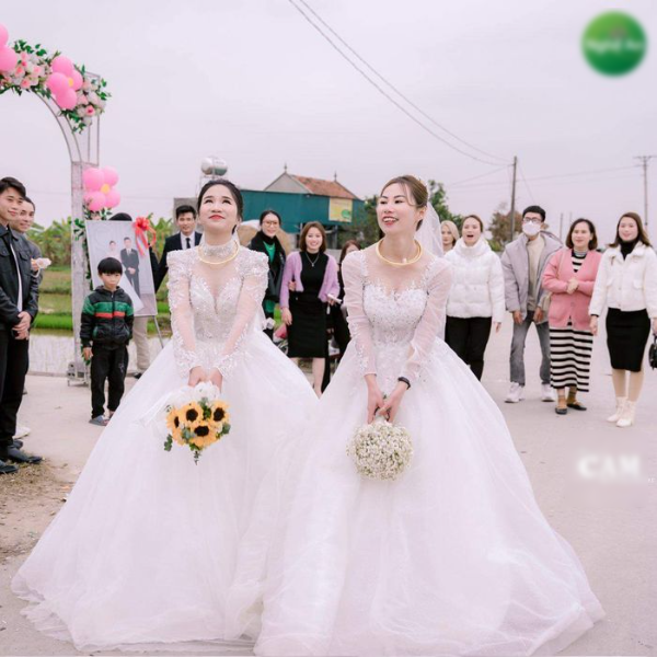 Khi anh chị em ruột rủ nhau cưới cùng ngày: Có đám mời 112 bàn
