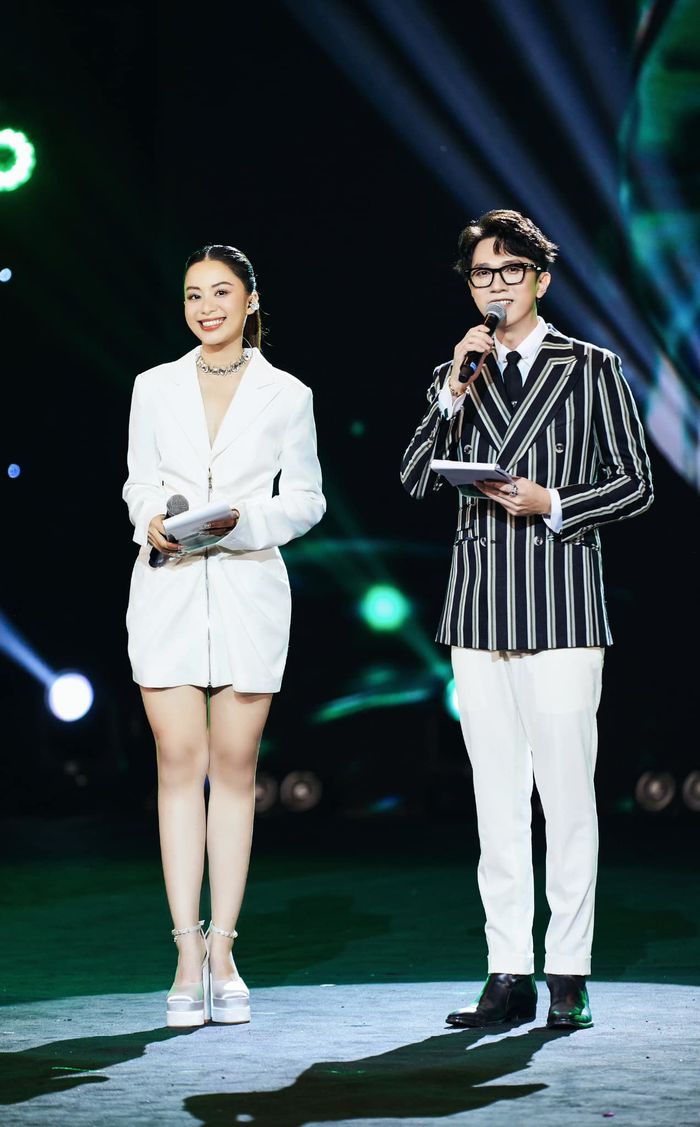 MC Minh Xù xin lỗi vì thiếu chuyên môn, Đan Trường cứu nguy đàn em