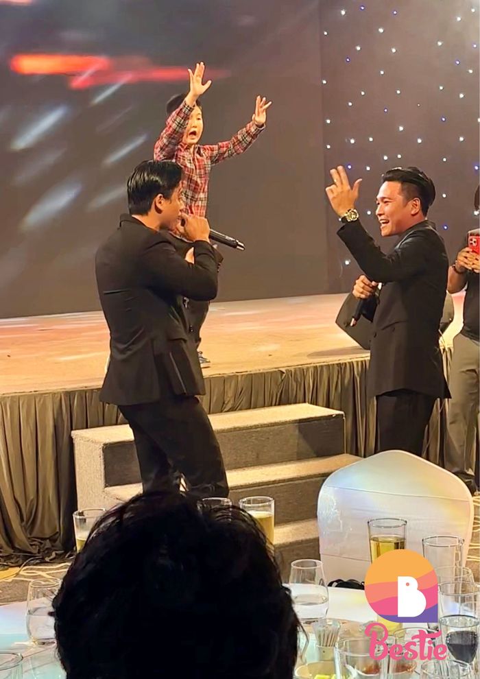 Mỹ Tâm gọi tên Mai Tài Phến cực ngọt trong tiệc tối tất niên