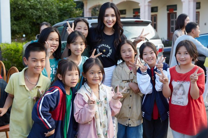 Những Hoa, Á hậu không ngại đáp trả anti-fan: Thâm thúy và văn minh