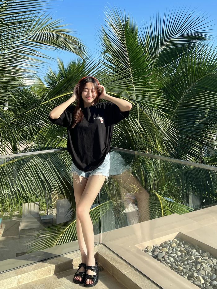 Những nàng Hậu sở hữu cặp kiếm Nhật chất lượng nhất nhì Vbiz
