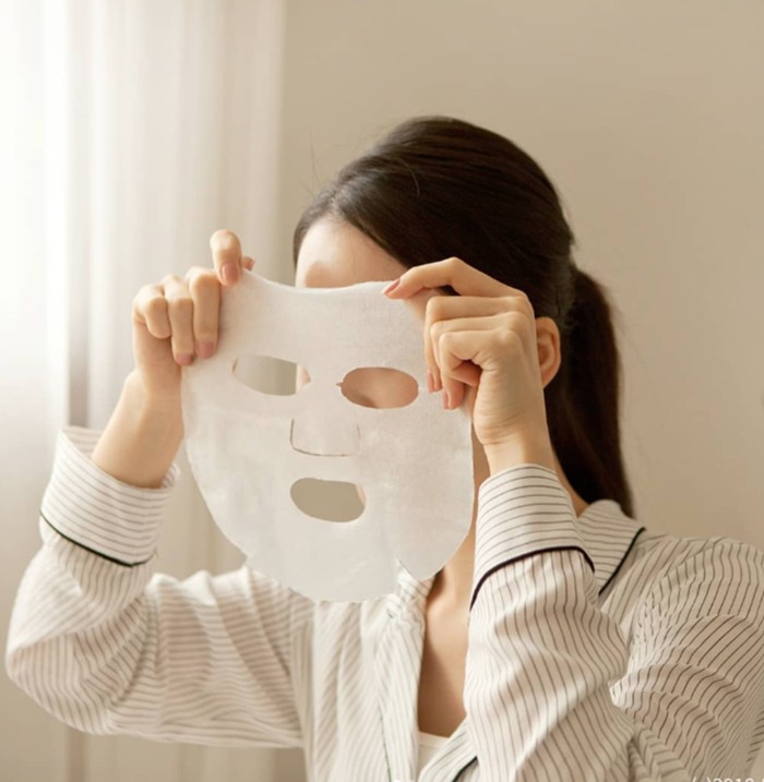 Thói quen đắp mặt nạ làm da tổn hại: Đắp mỗi ngày, chưa làm sạch da