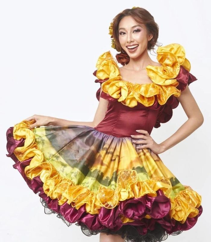 Thùy Tiên diện trang phục truyền thống: Mặc hanbok xịn như gái Hàn