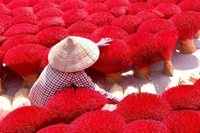 Toạ độ chụp ảnh Tết mới toanh: Làng hương như Huế, nhà cổ cực deep
