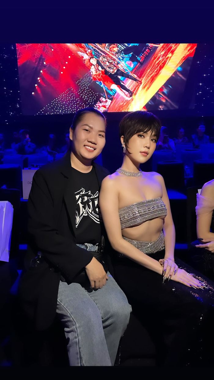 Trợ lý của Ngọc Trinh: Được đi đóng phim, sang chảnh không kém ai