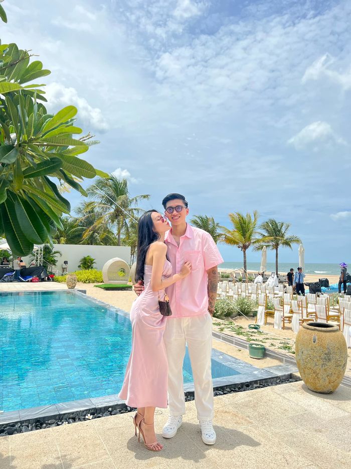 Là cầu thủ nổi tiếng, Văn Hậu vẫn bị Doãn Hải My bơ đẹp khi mới làm