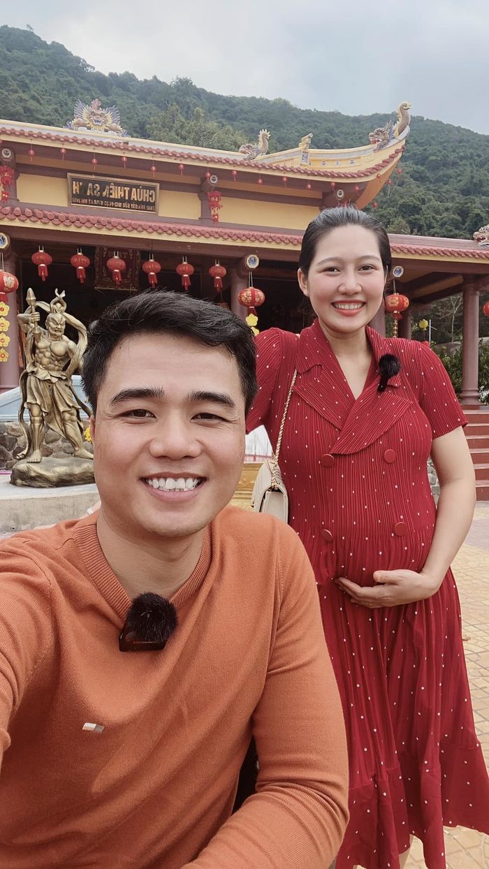 Bị nói giàu mới cưới được vợ, chàng trai không chân đáp trả 