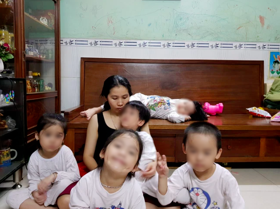 Bà mẹ sinh 5 gặp phiền toái khi bị ghép ảnh vụ 5 chồng đẻ 5 con