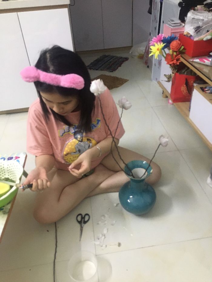 Giới trẻ hồ biến vỏ tỏi thành hoa sen tinh tế: Sự sáng tạo của gen Z
