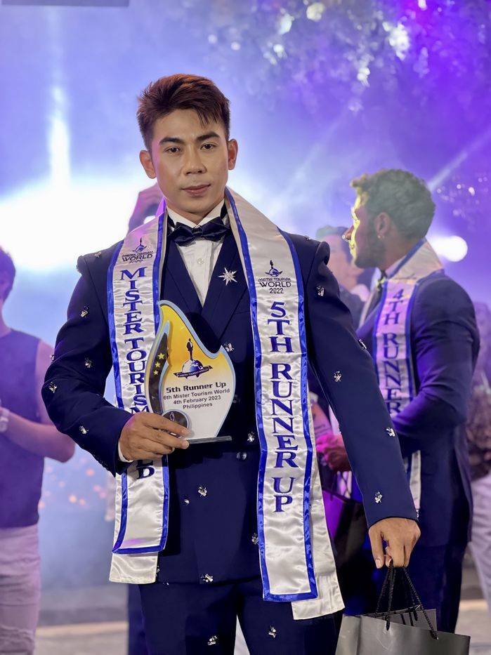 Mister Tourism World: Đại diện Việt Nam catwalk tựa Hoa hậu