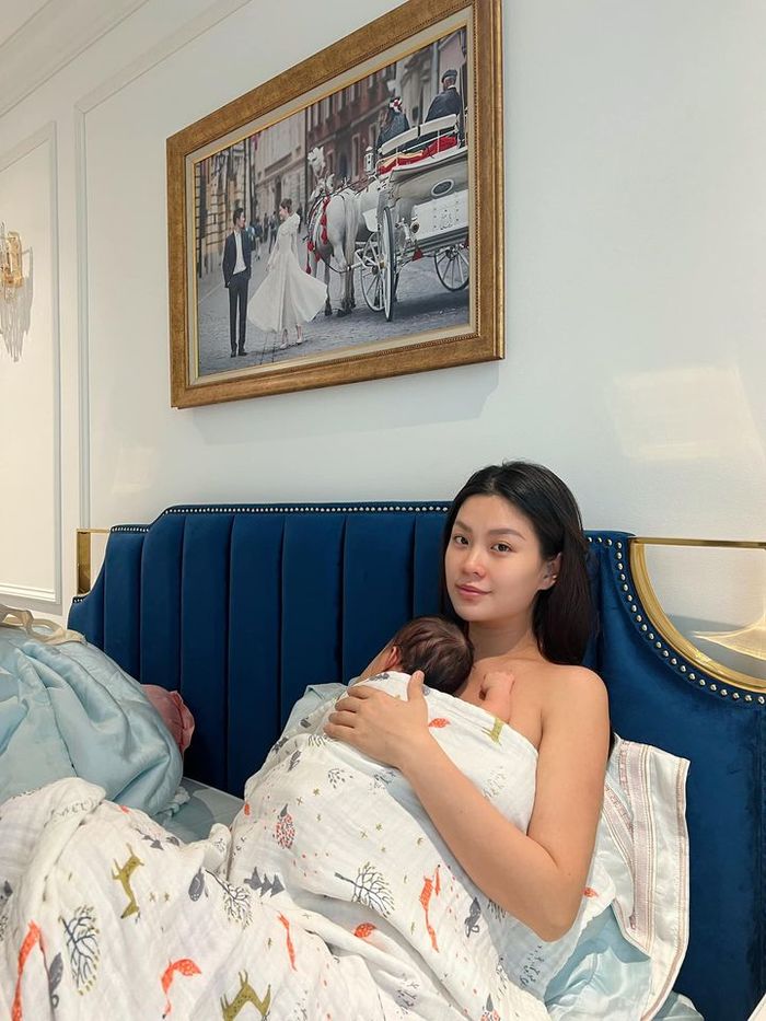 Mỹ nhân Việt ở cữ: Diễm Trang chịu đủ thể loại đau
