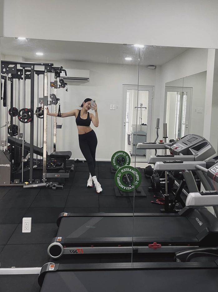 Mỹ nhân Việt ở cữ: Diễm Trang chịu đủ thể loại đau