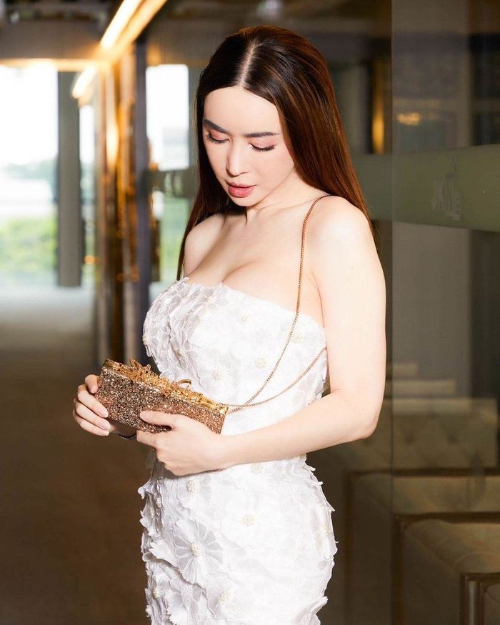 Người khơi mào cuộc chiến bản quyền Hoàn vũ: Thích được là trung tâm