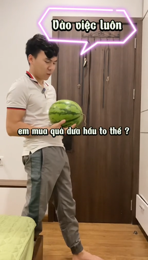 Nói mang thai không mệt, chồng liền được vợ cho trải nghiệm cảm giác