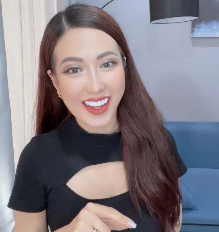 Soi nhan sắc nữ MC khiến cầu thủ VN say như điếu đổ