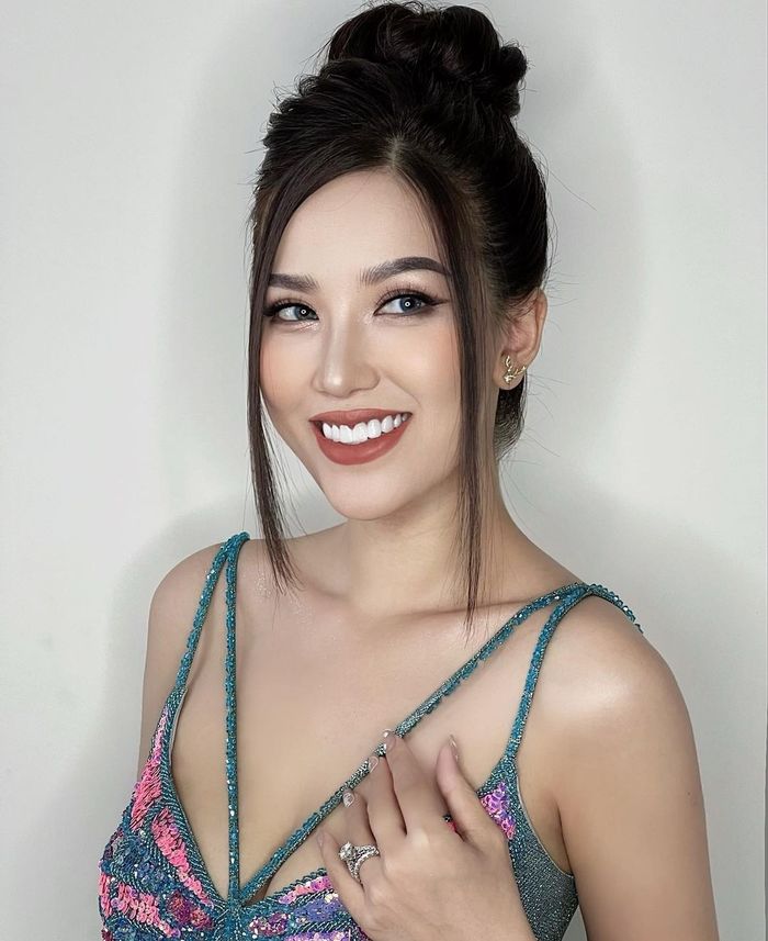 Soi nhan sắc nữ MC khiến cầu thủ VN say như điếu đổ