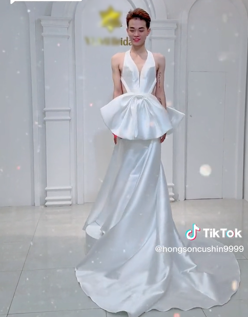 Tiktoker diện váy cưới bên bạn trai LGBT, có cả giấy kết hôn hợp pháp