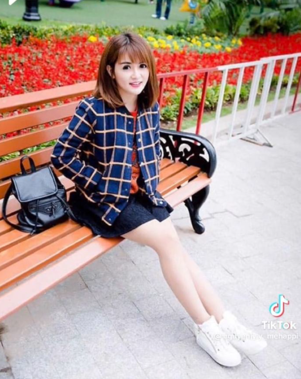 Bị nói dựa hơi con gái, hot mom Hà Thành tung luôn thời hoàng kim