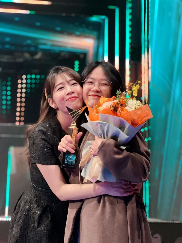 MC Diệp Chi khoe con gái 12 tuổi ham học, đắn đo mỗi khi xin nghỉ học