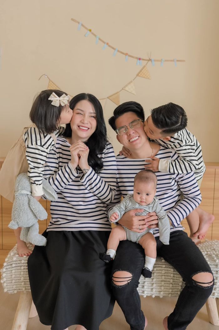 Cưới 4 năm sinh 3 bé, Thanh Trần khoe ảnh gia đình 5 người hạnh phúc