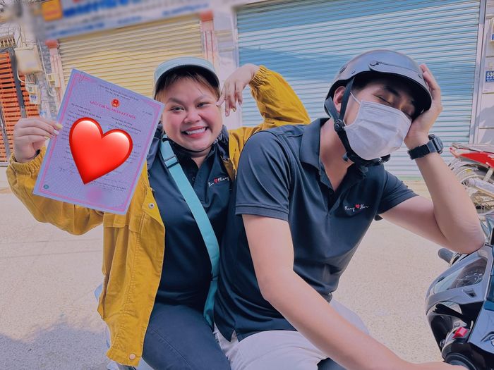 Ảnh hot sao Việt 10/3: Ngọc Hoa Gia Đình Cục Súc đăng ký kết hôn